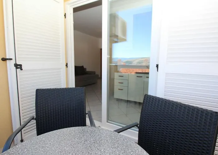 Apartmán In Mit Eigenem Balkon By Interhome Baška