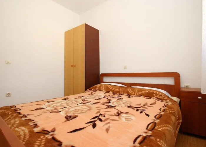 Apartmán In Mit Eigenem Balkon By Interhome Baška